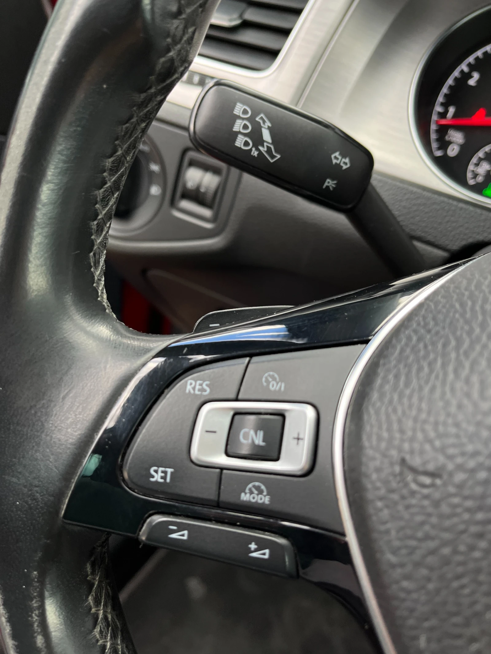 VW Golf 1.4i  | Mobile.bg   14