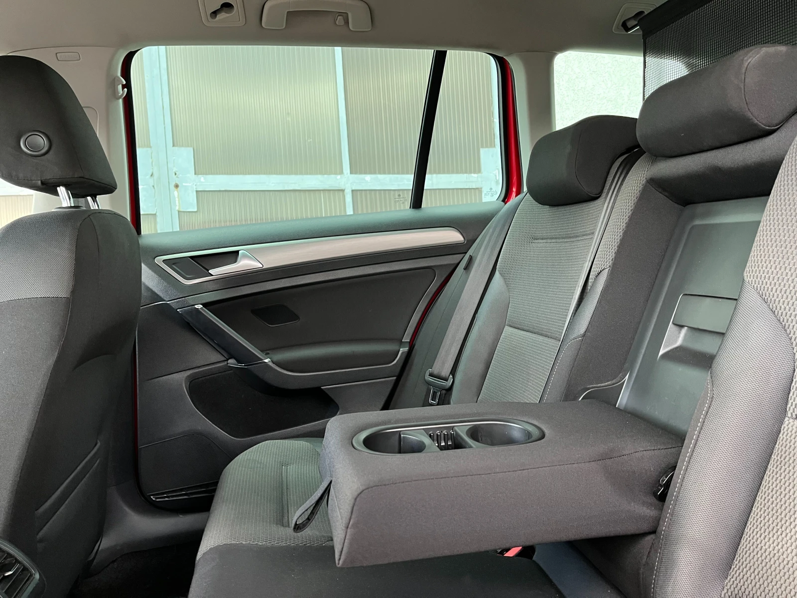 VW Golf 1.4i  | Mobile.bg   12