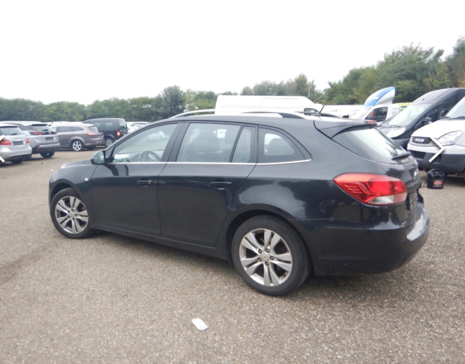 Chevrolet Cruze Facelift 1.7 CDTI 131 к.с регистрирана и обслужена - изображение 7