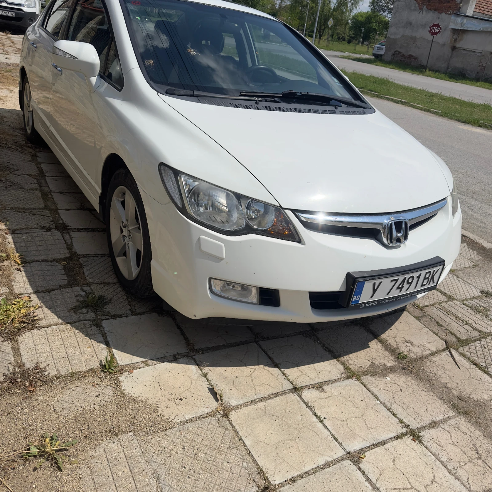 Honda Civic 1.8 I- VTEC Бензин - изображение 2