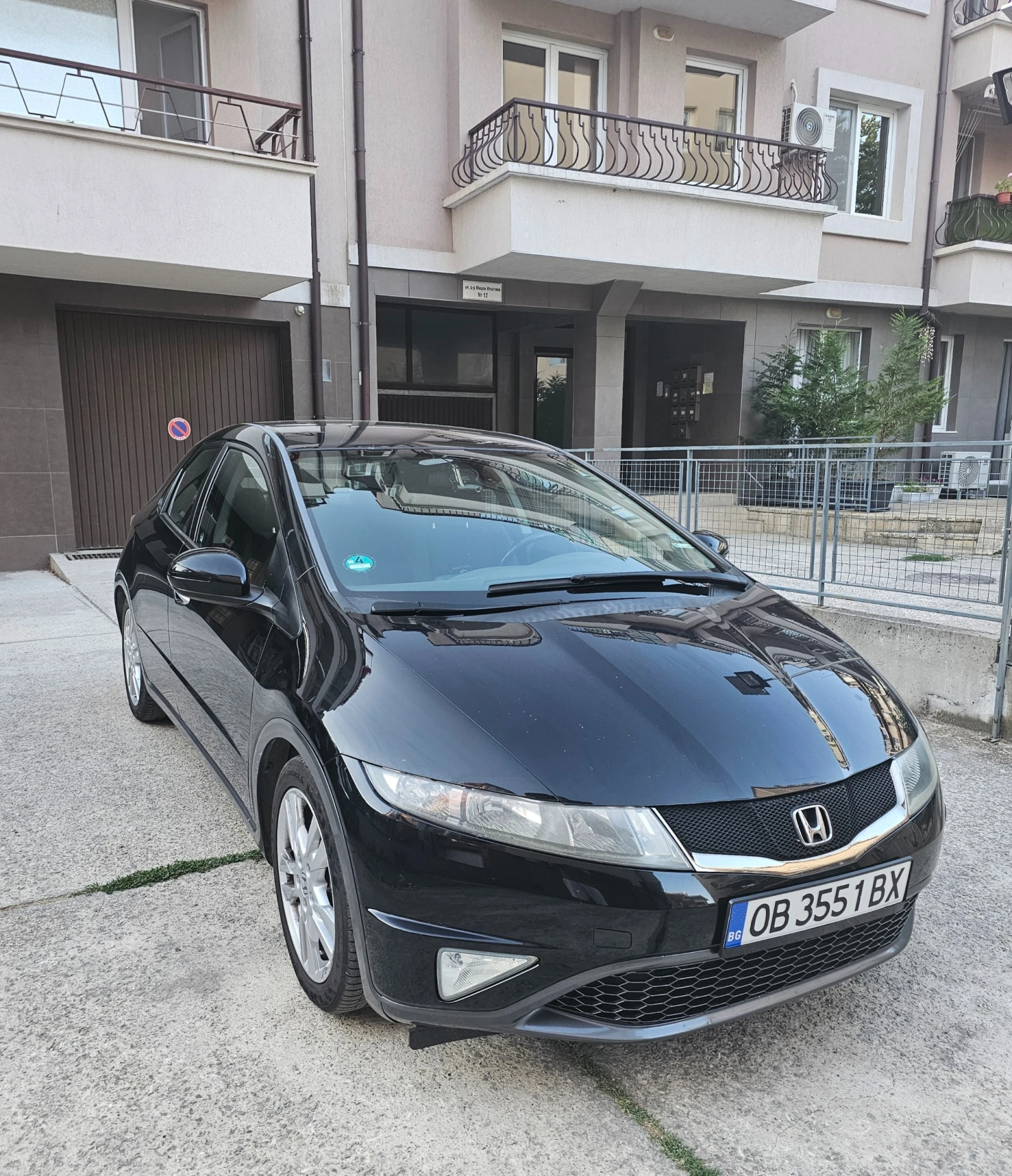Honda Civic 1.8i Facelift - изображение 3