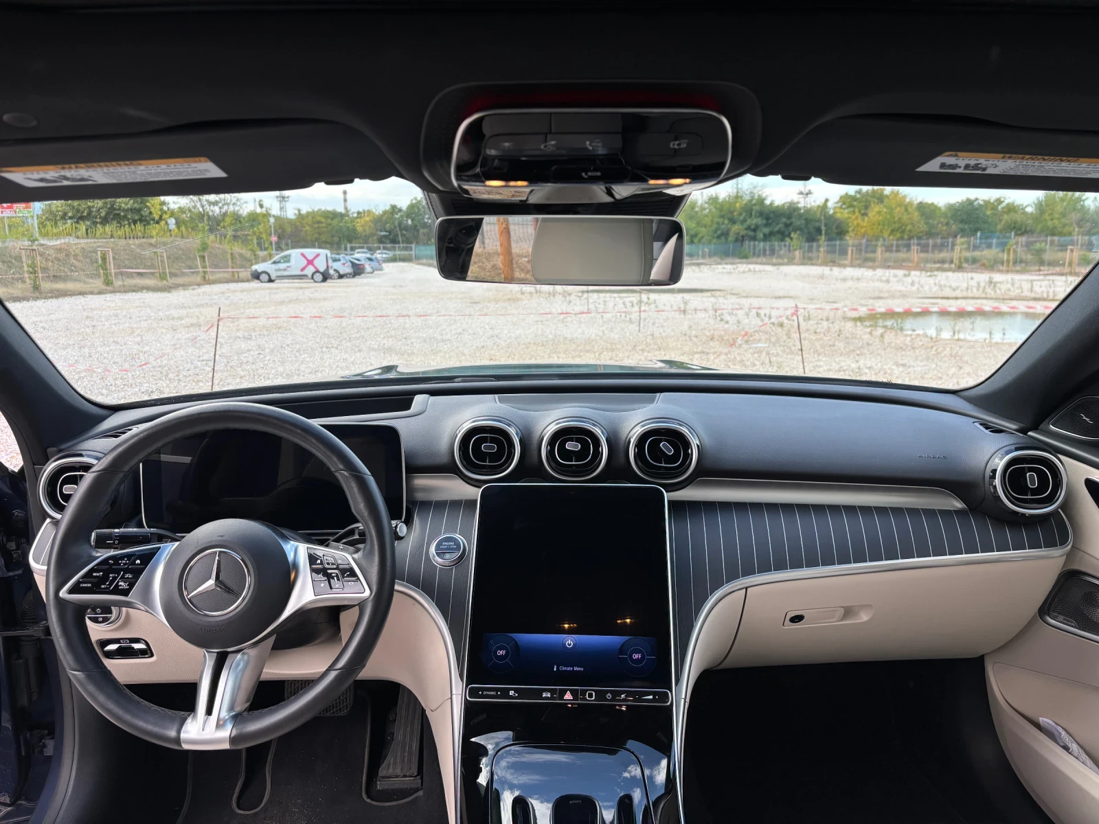 Mercedes-Benz C 300 4MATIC * FULL EXTRAS*  - изображение 10