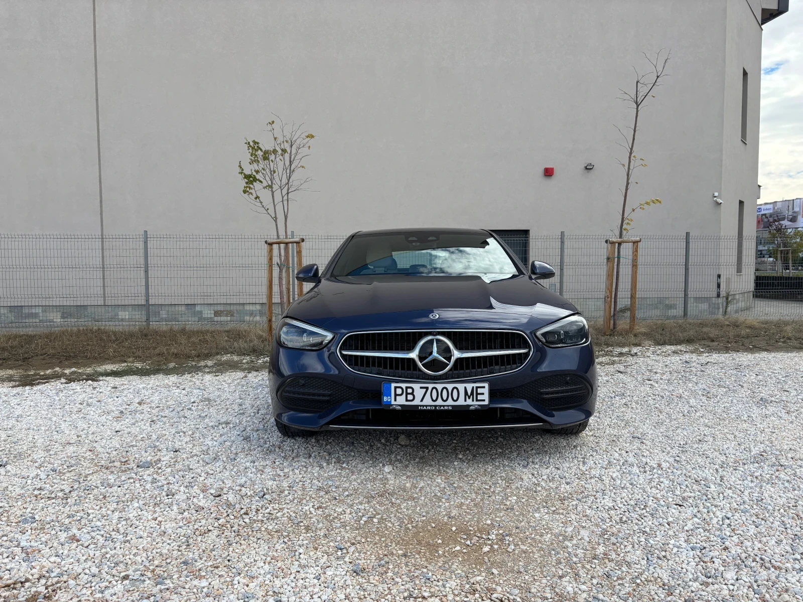 Mercedes-Benz C 300 4MATIC * FULL EXTRAS*  - изображение 2