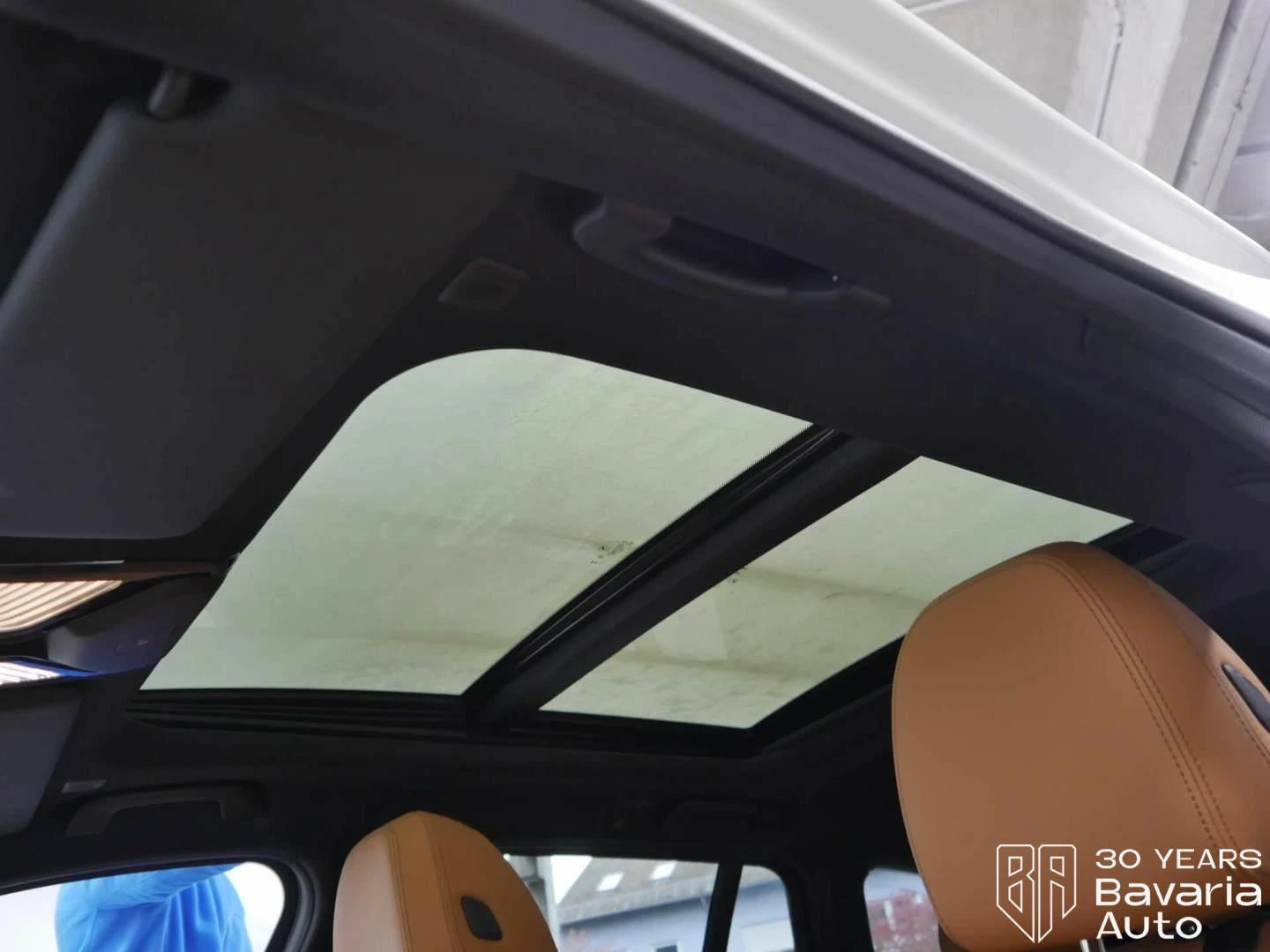 BMW 320 d xDrive Touring M Sport Paket Sportautomatic - изображение 9