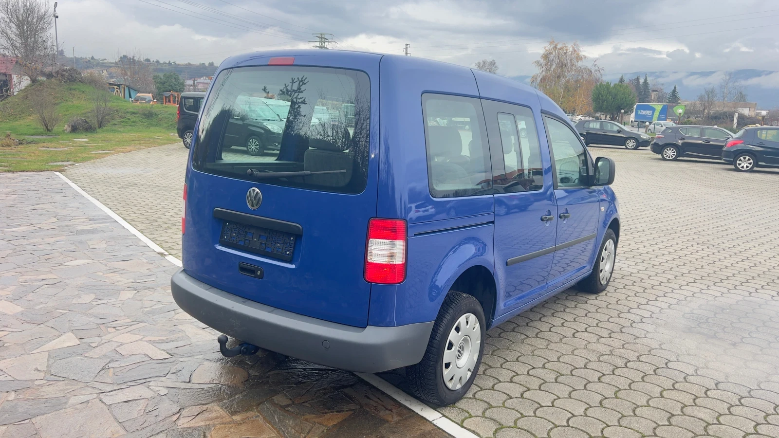 VW Caddy 1.9TDI 4x4 6скорости - изображение 3