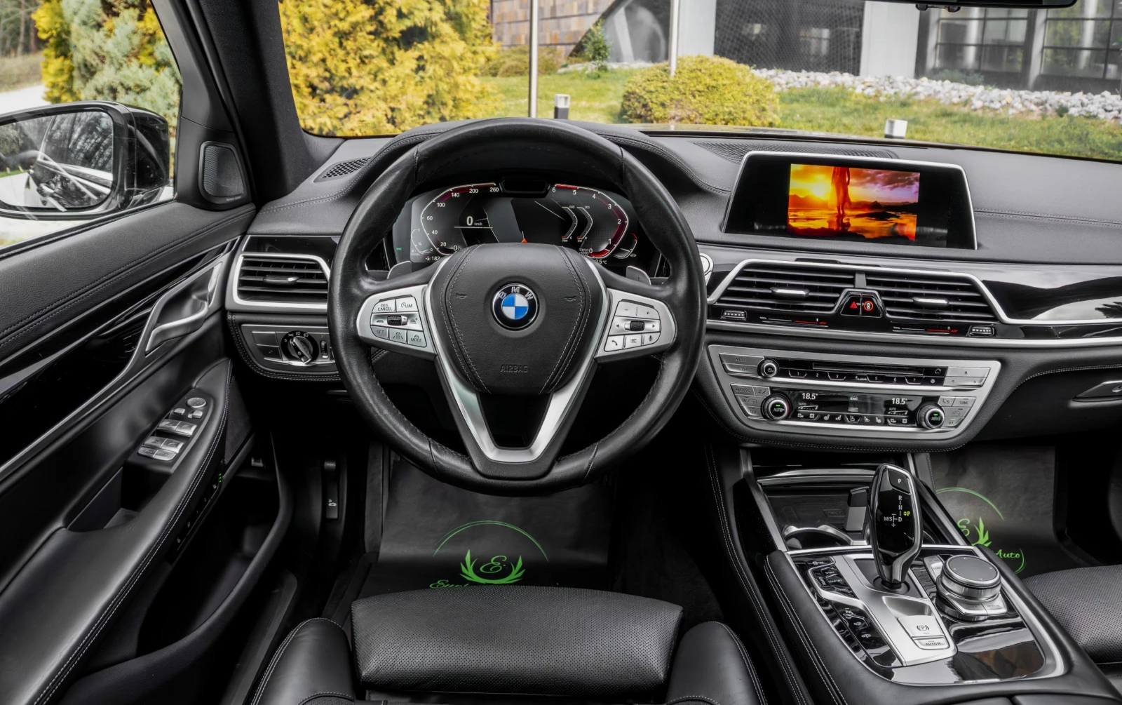 BMW 730 X-Drive* 3xTV* HARMAN* 360CAM* ГАРАНЦИОНЕН, снимка 14 - Автомобили и джипове - 53479968