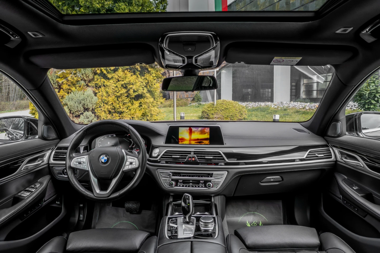 BMW 730 X-Drive* 3xTV* HARMAN* 360CAM* ГАРАНЦИОНЕН, снимка 13 - Автомобили и джипове - 53479968