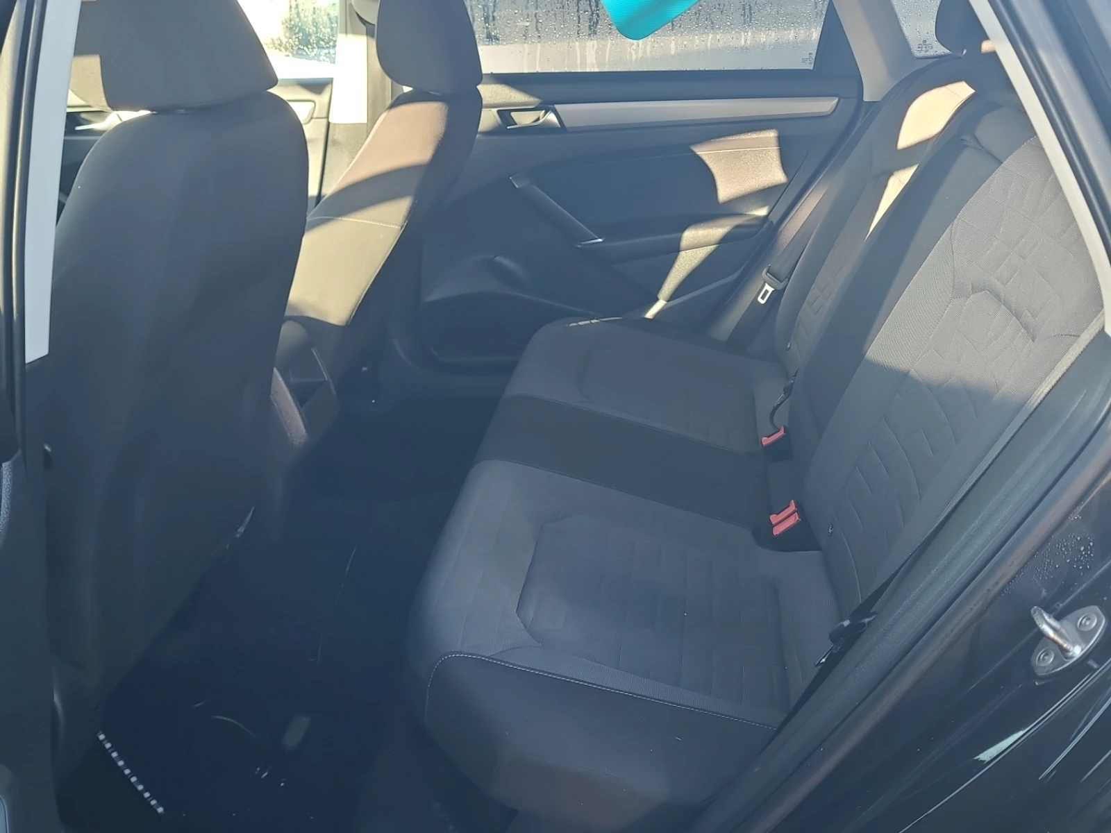 VW Passat 2.0L| CARFAX| ��������|  | Mobile.bg � ����������� 10