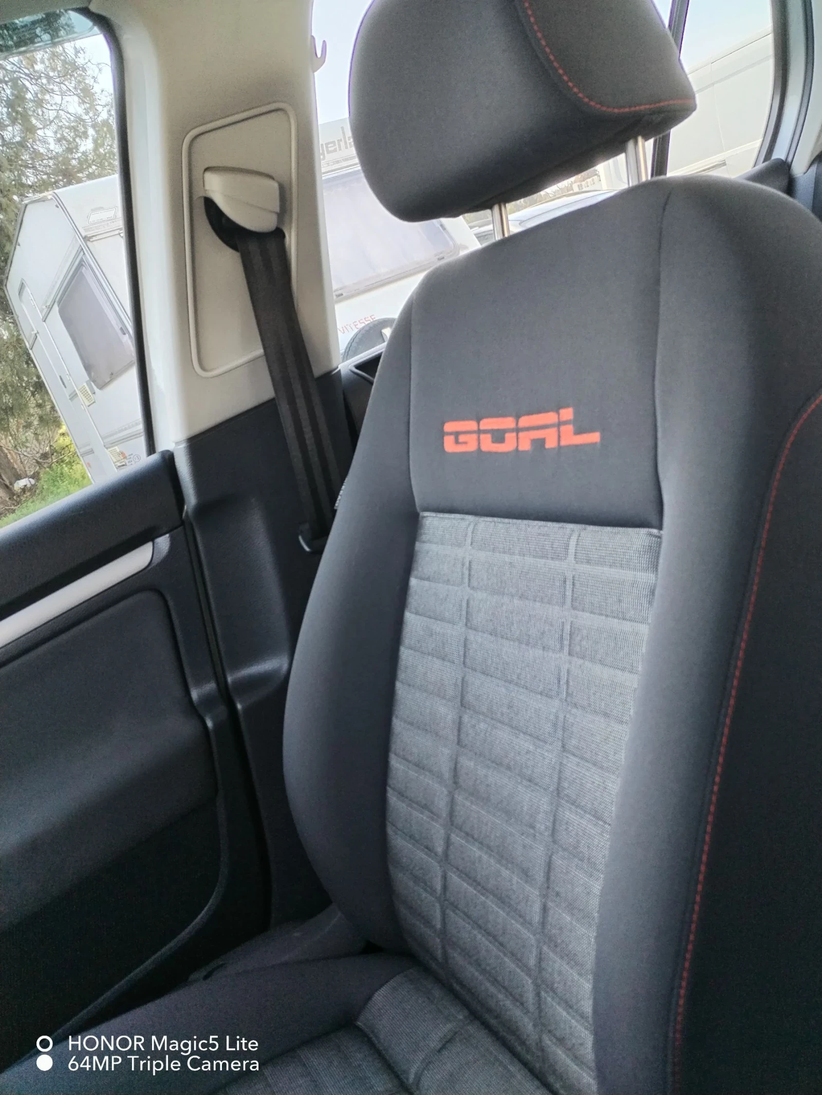 VW Golf, снимка 12 - Автомобили и джипове - 53803099