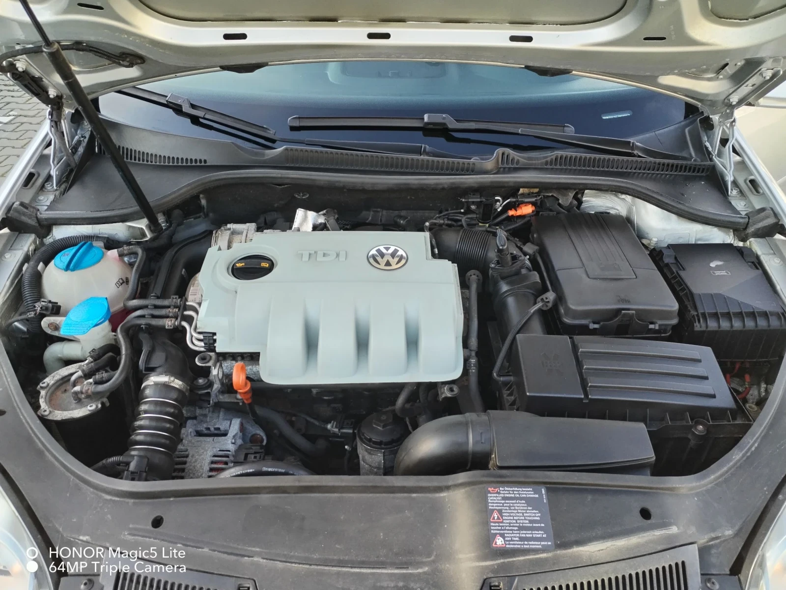 VW Golf, снимка 14 - Автомобили и джипове - 53803099