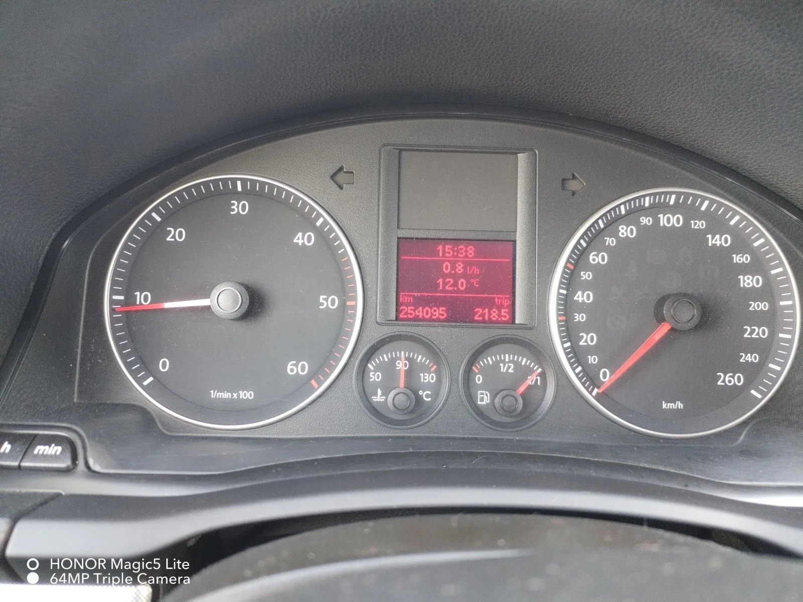 VW Golf, снимка 8 - Автомобили и джипове - 53803099