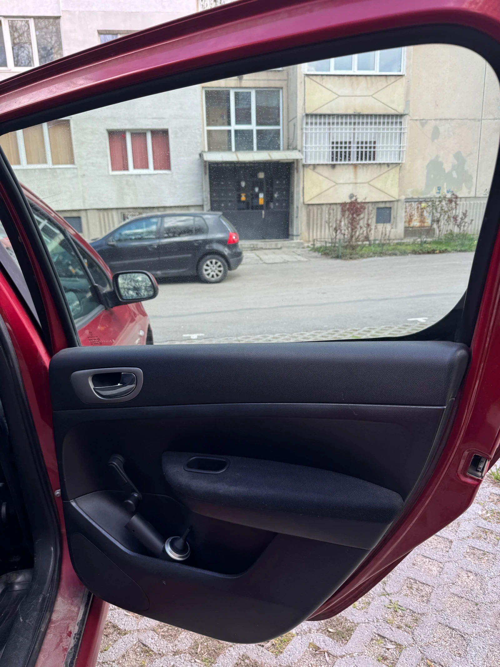 Peugeot 307, снимка 12 - Автомобили и джипове - 53975730