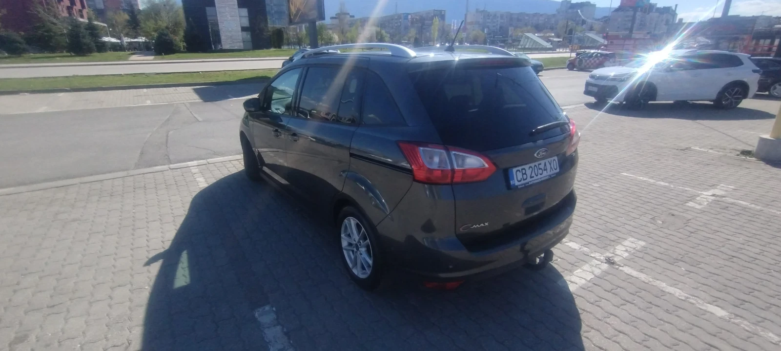 Ford Grand C-Max, снимка 10 - Автомобили и джипове - 54248025