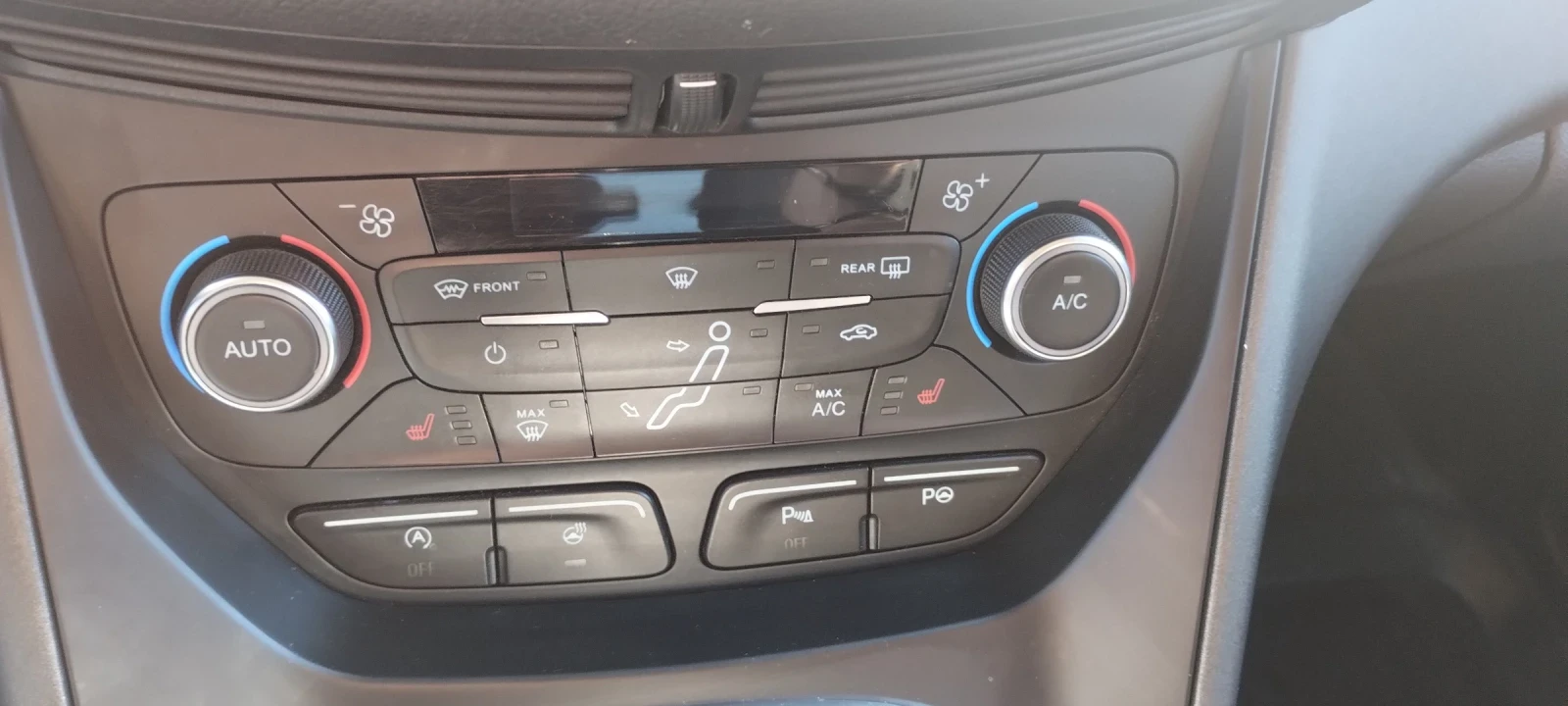 Ford Grand C-Max, снимка 14 - Автомобили и джипове - 54248025