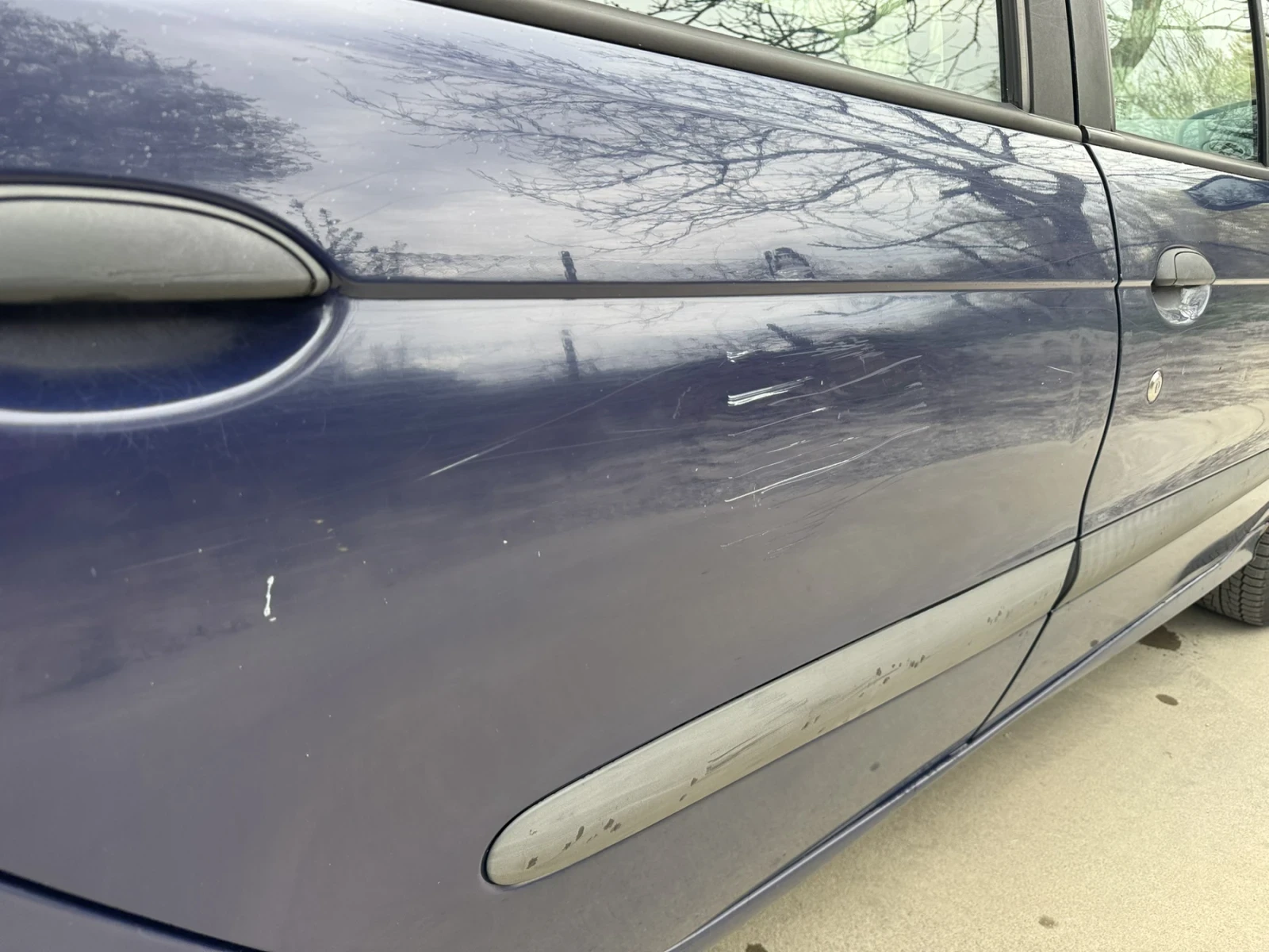 Renault Scenic 2.0 газ , снимка 5 - Автомобили и джипове - 54351317