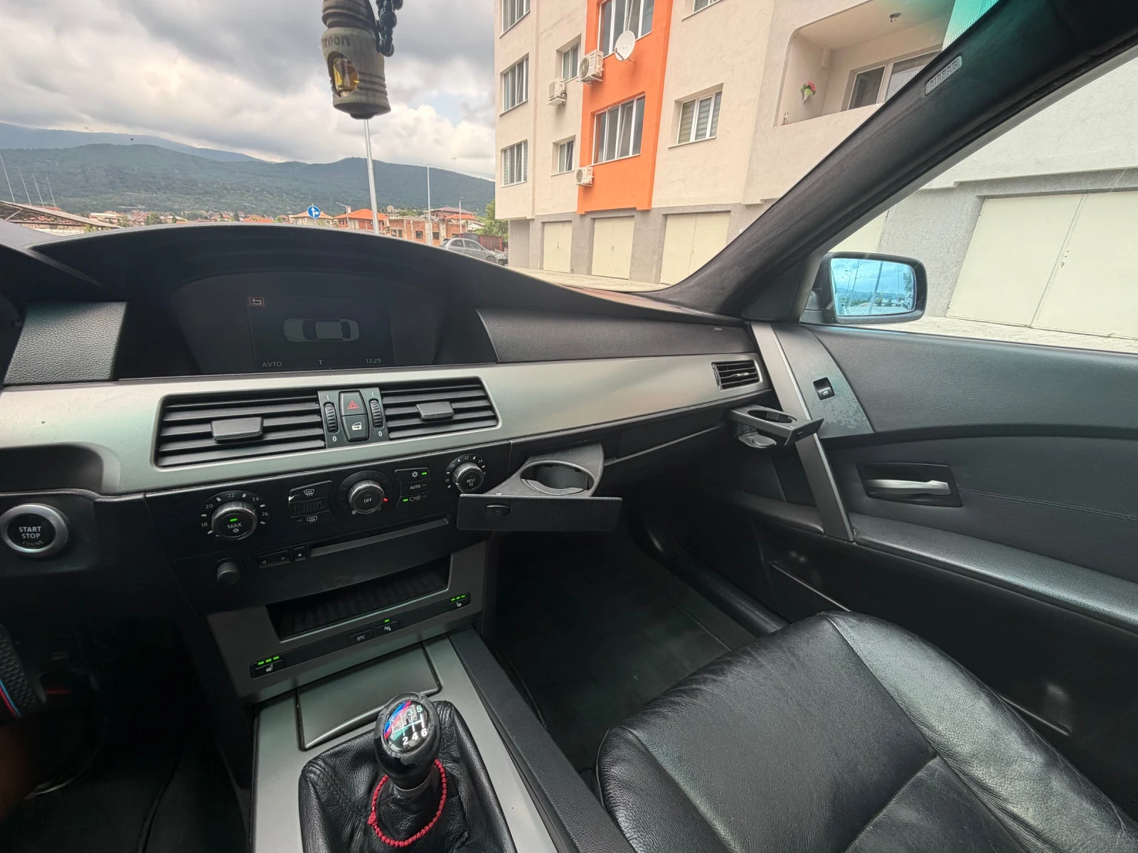 BMW 525, снимка 12 - Автомобили и джипове - 54802914