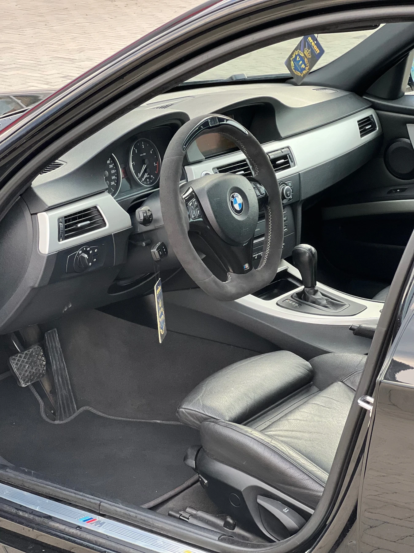 BMW 330 E90, снимка 14 - Автомобили и джипове - 54846664