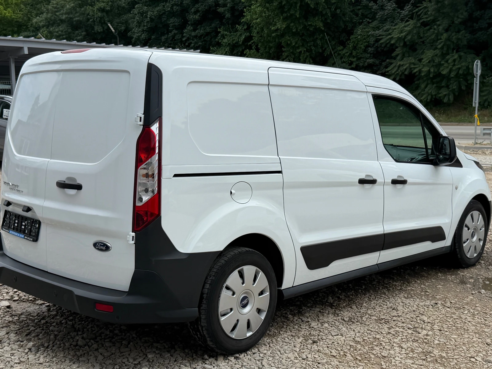 Ford Connect 1.5TDCI* MAXI* EVRO6* DVE PLAZGASHTI VRATI, снимка 4 - Автомобили и джипове - 55032923