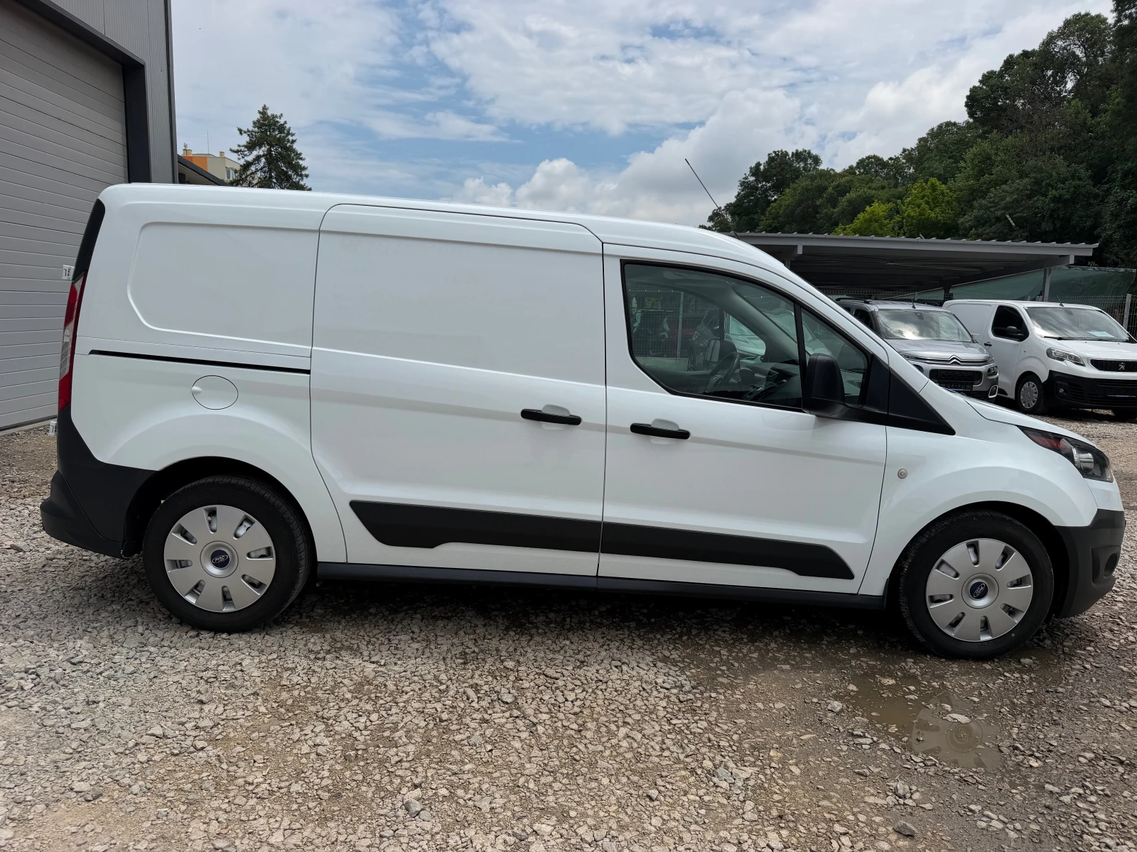 Ford Connect 1.5TDCI* MAXI* EVRO6* DVE PLAZGASHTI VRATI, снимка 10 - Автомобили и джипове - 55032923