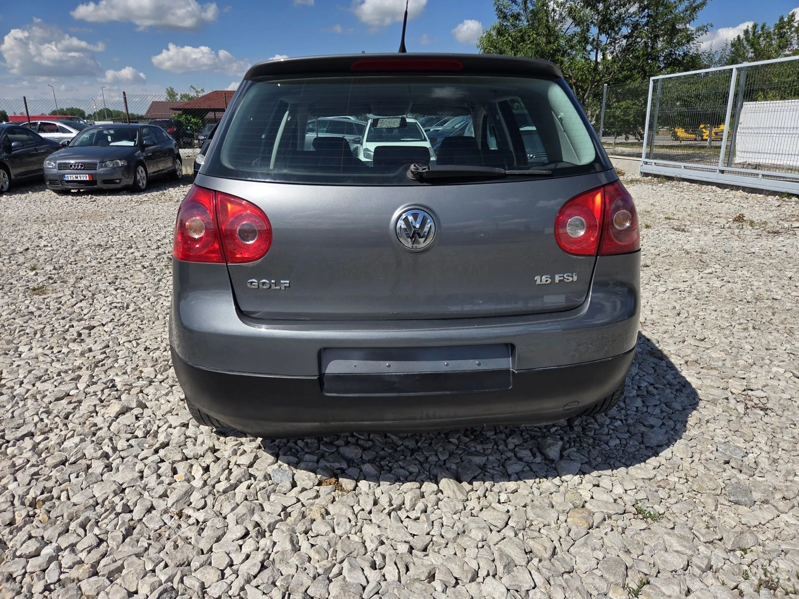 VW Golf 1.6* фабрична газ* Италия, снимка 6 - Автомобили и джипове - 55035100