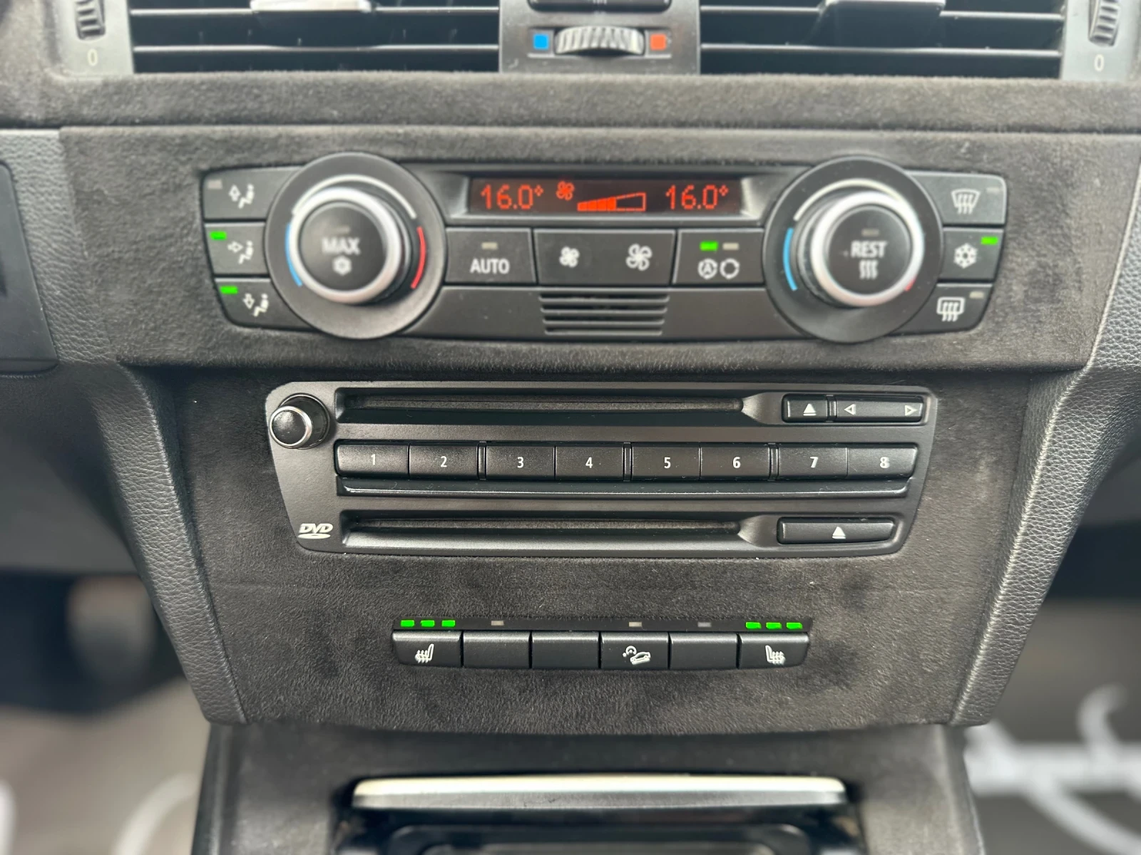 BMW 330 М-ПАК/АНДРОЙД/КАФЯВА КОЖА/ПОДГРЕВ, снимка 10 - Автомобили и джипове - 55036656
