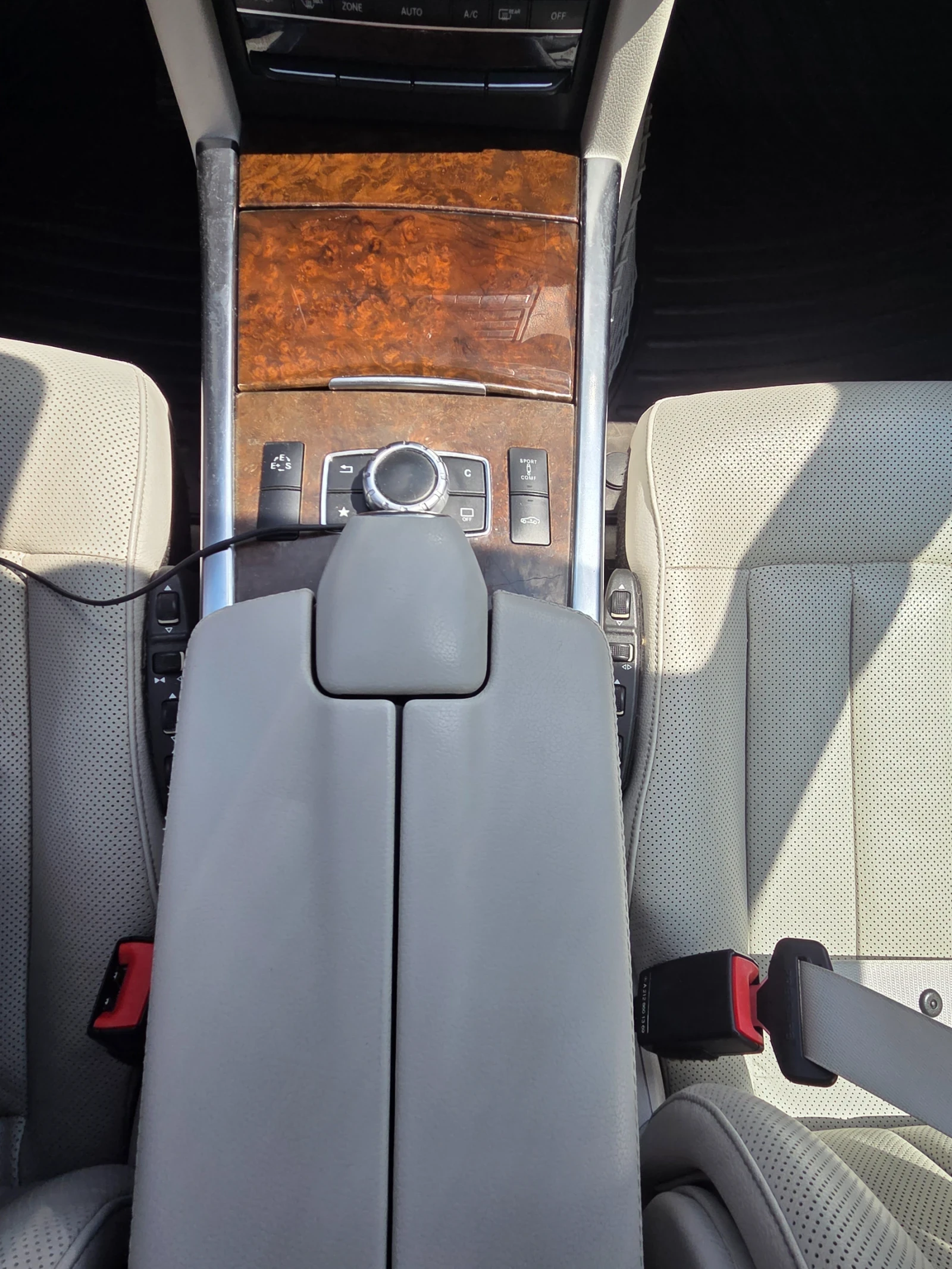 Mercedes-Benz E 300 231 к.с. 9G tronic, снимка 11 - Автомобили и джипове - 55603071