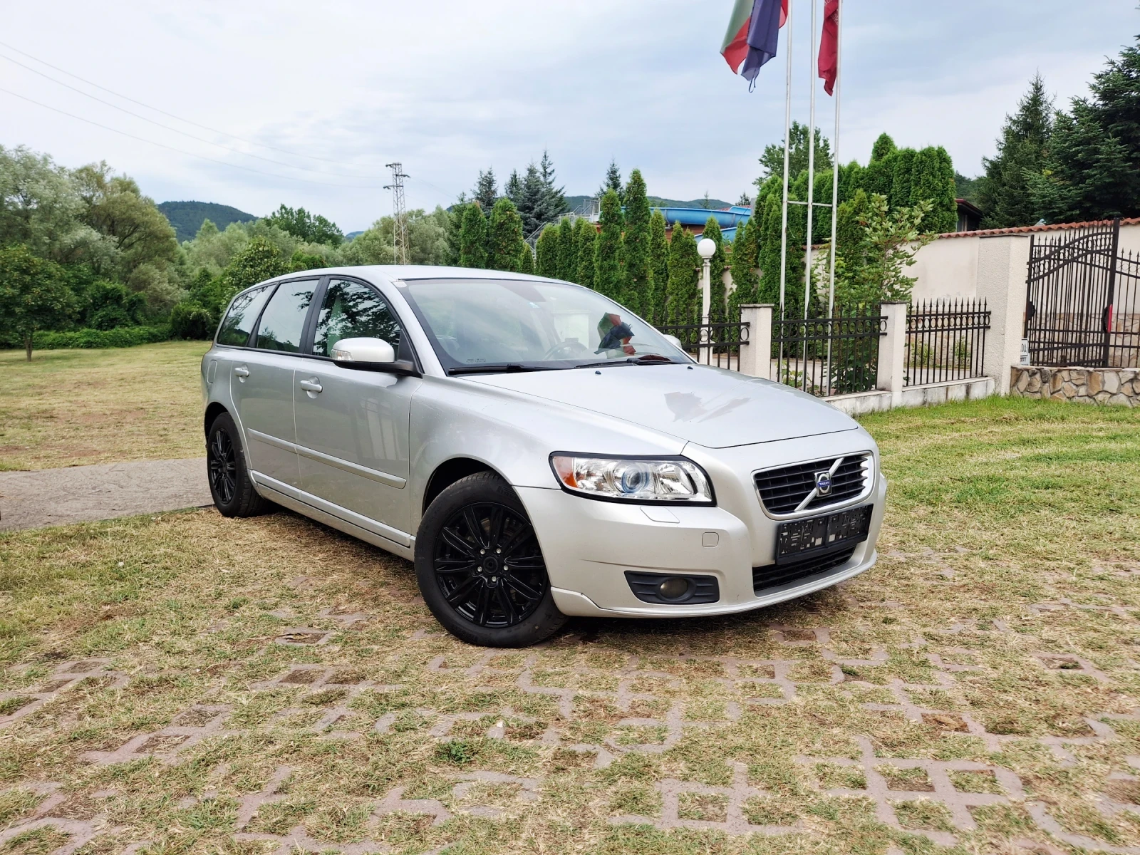 Volvo V50 2.0hdi.avtomatik, снимка 3 - Автомобили и джипове - 56048785