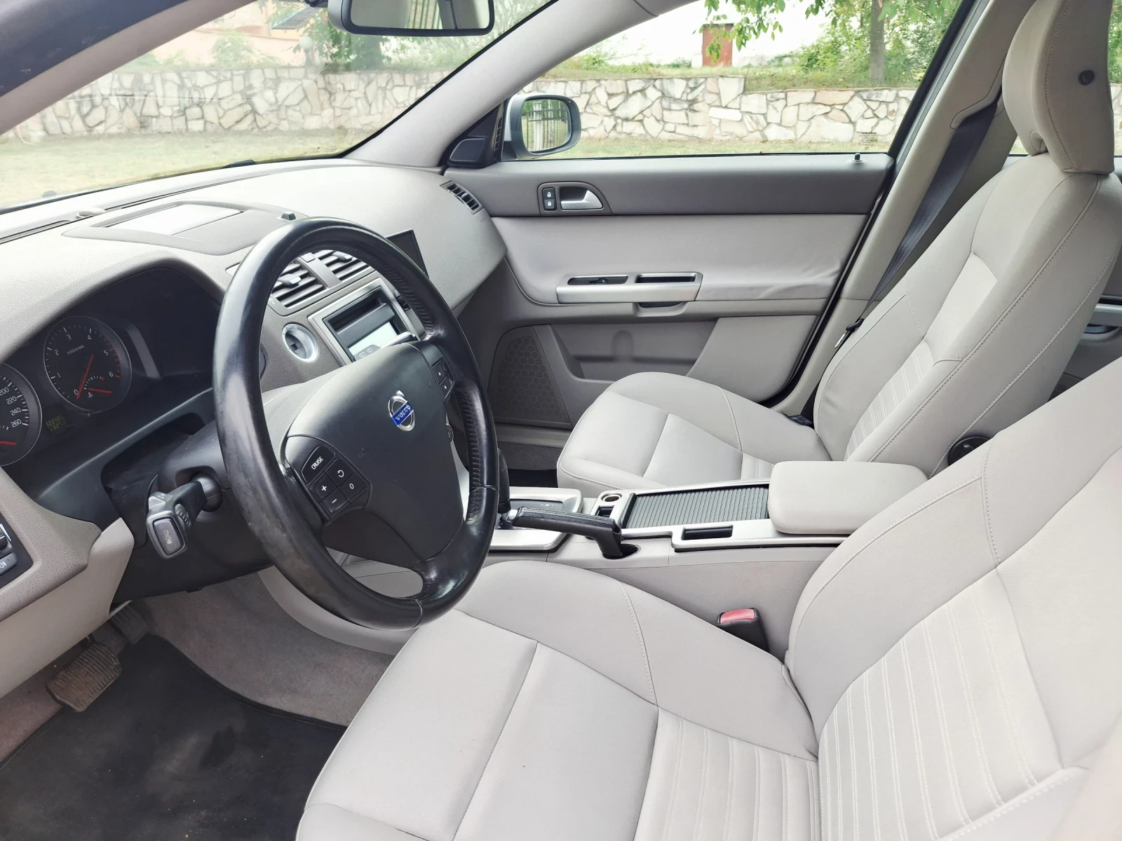 Volvo V50 2.0hdi.avtomatik, снимка 10 - Автомобили и джипове - 56048785