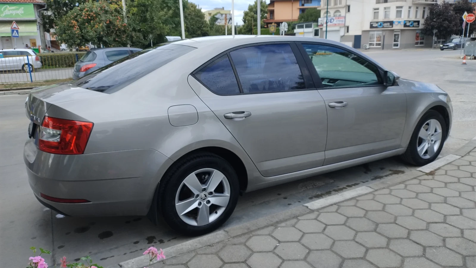 Skoda Octavia ��� N1 3+ 1 | Mobile.bg � ����������� 13
