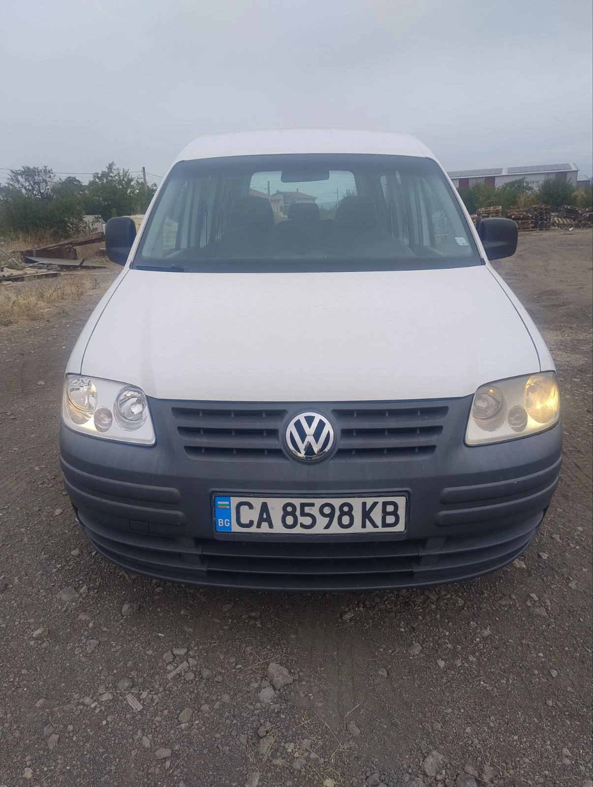 VW Caddy 6+ 1, снимка 2 - Автомобили и джипове - 56225038