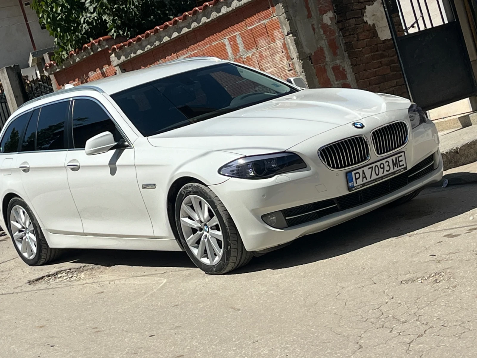 BMW 525, снимка 13 - Автомобили и джипове - 56255610