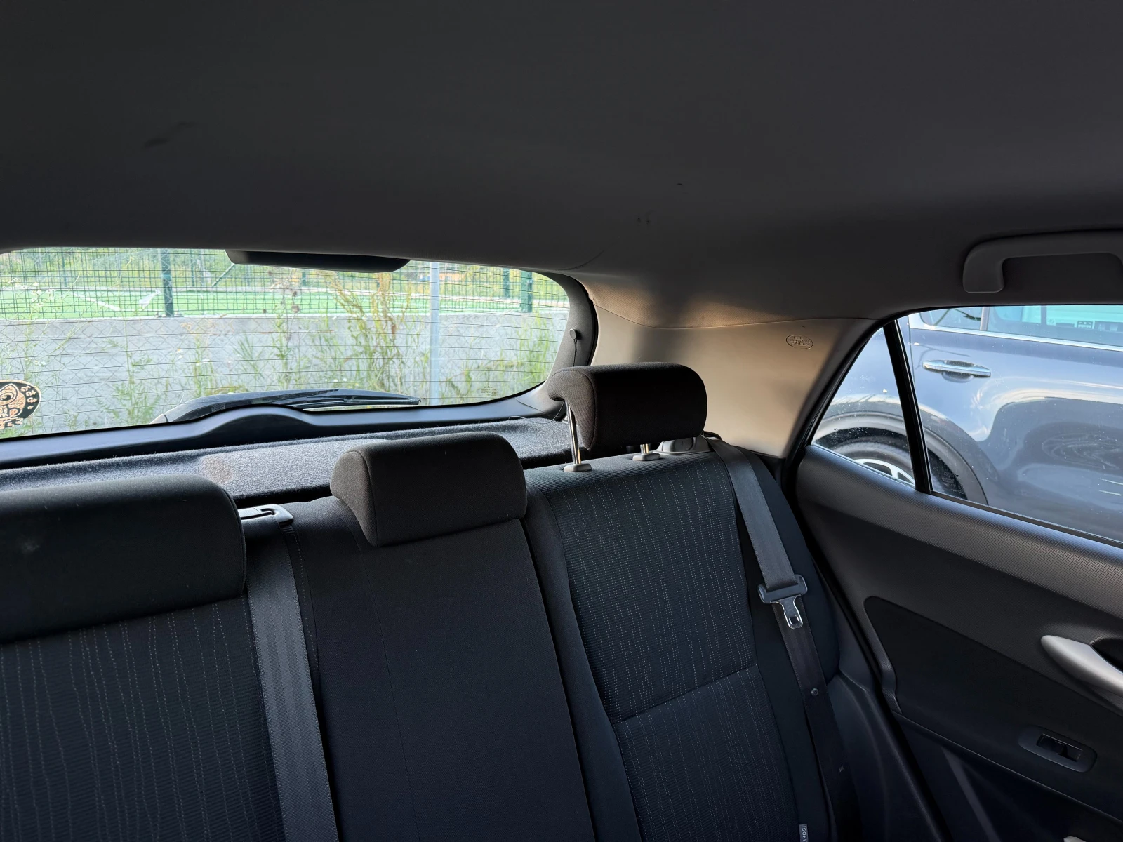 Toyota Auris, снимка 8 - Автомобили и джипове - 56682398