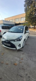 Toyota Yaris Hybrid , снимка 3 - Автомобили и джипове - 44411809