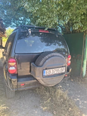 Jeep Cherokee Liberty 3.7, снимка 8