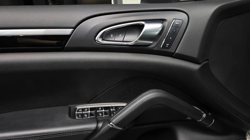 Porsche Cayenne 3.0 autogeorge.com, снимка 17 - Автомобили и джипове - 52015845
