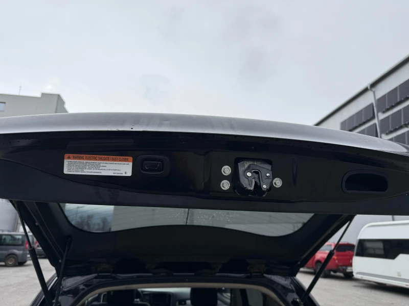 Mitsubishi Outlander 2.0  Plug-in Hybrid/ 4X4/ КАМЕРА/ ДИСТРОНИК , снимка 12 - Автомобили и джипове - 52645301