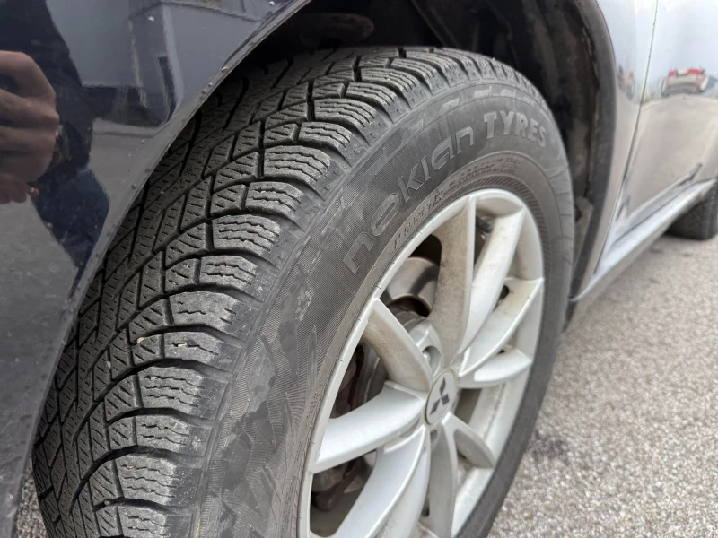 Mitsubishi Outlander 2.0  Plug-in Hybrid/ 4X4/ КАМЕРА/ ДИСТРОНИК , снимка 13 - Автомобили и джипове - 52645301