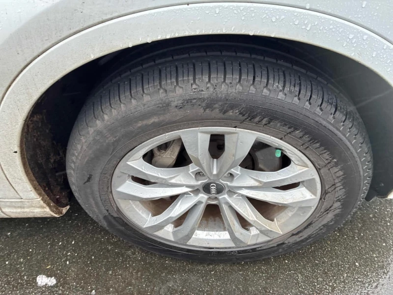 Audi Q7 * 2.0T Progressiv * 360 * ОТ ПРЕДСТАВИТЕЛСТВО, снимка 6 - Автомобили и джипове - 53336648