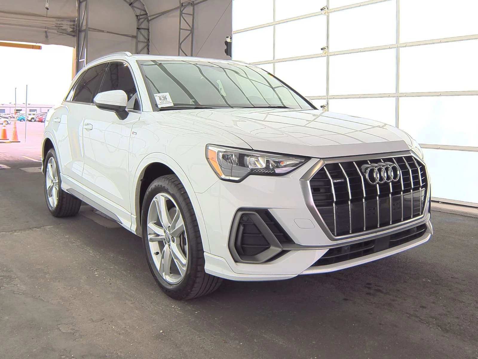 Audi Q3 Premium S-Line* Matrix* Диг.табло* Дистроник* Пано - изображение 3