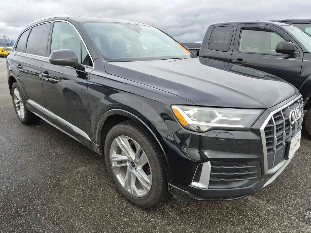 Audi Q7 * KOMFORT * CARFAX * 7 МЕСТА * ПАНОРАМА * KEYLESS - изображение 2