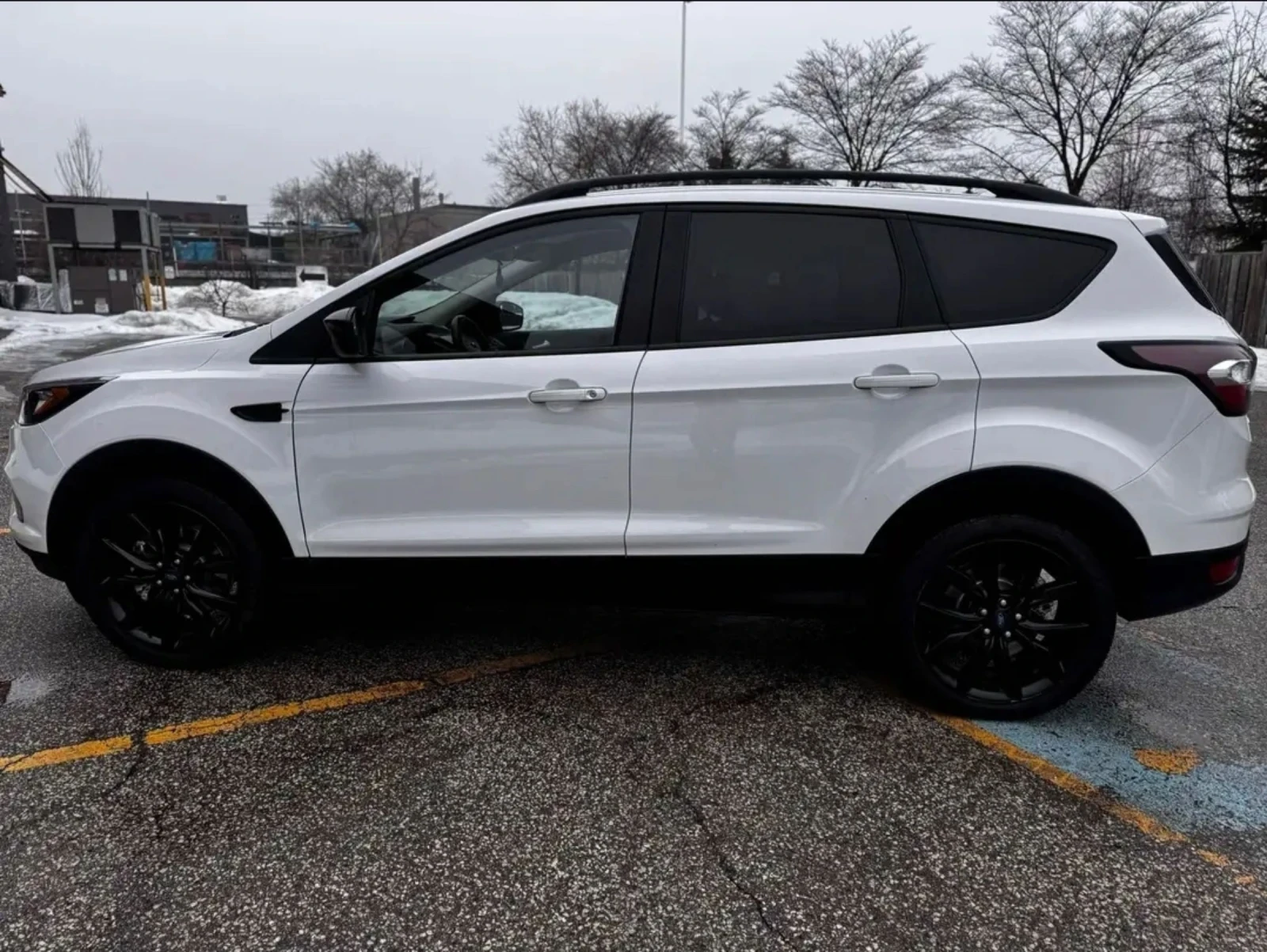 Ford Escape 2018/137k.km/KEYLESS/PODGREV/CAMERA/4x4, снимка 4 - Автомобили и джипове - 53795873