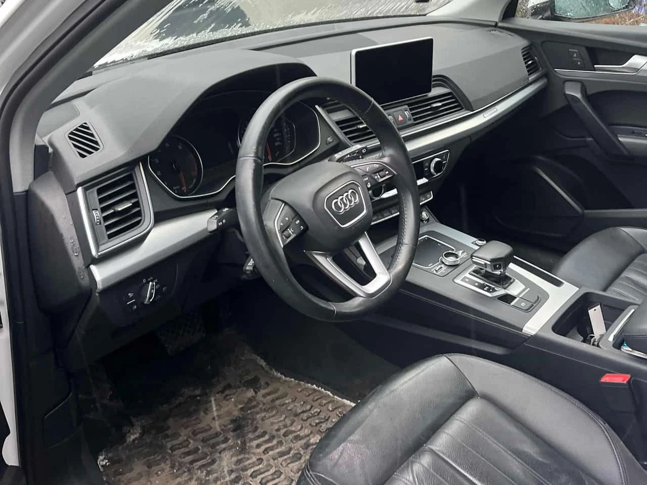 Audi Q5 PROGRESSIV/CARFAX/ПАНОРАМА/ПОДГРЕВИ, снимка 8 - Автомобили и джипове - 53929605