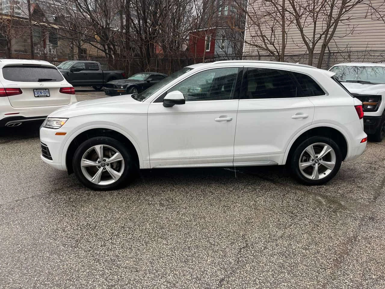 Audi Q5 PROGRESSIV/CARFAX/ПАНОРАМА/ПОДГРЕВИ, снимка 4 - Автомобили и джипове - 53929605