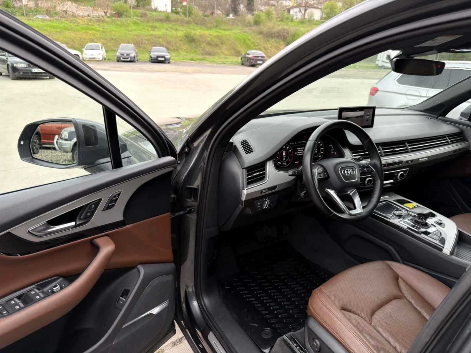 Audi Q7 3.0TFSI/S-line/Full/6+ 1/360/Pano/Обдухване/Bose, снимка 10 - Автомобили и джипове - 54222265