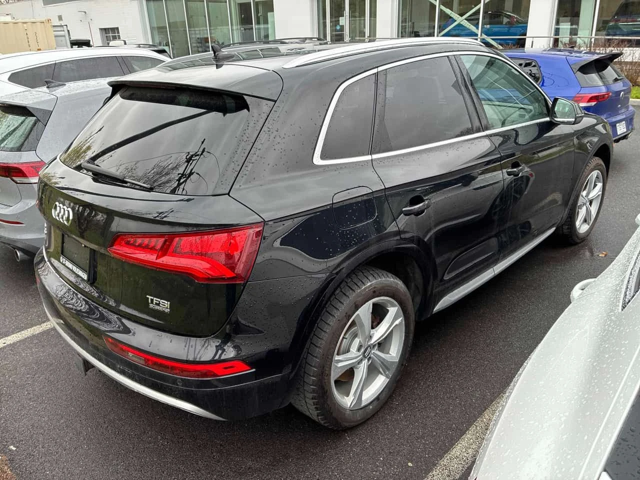 Audi Q5 * PROGRESSIV * ПАНО * ПОДГРЕВИ * KEYLESS * CARFAX, снимка 3 - Автомобили и джипове - 54556772