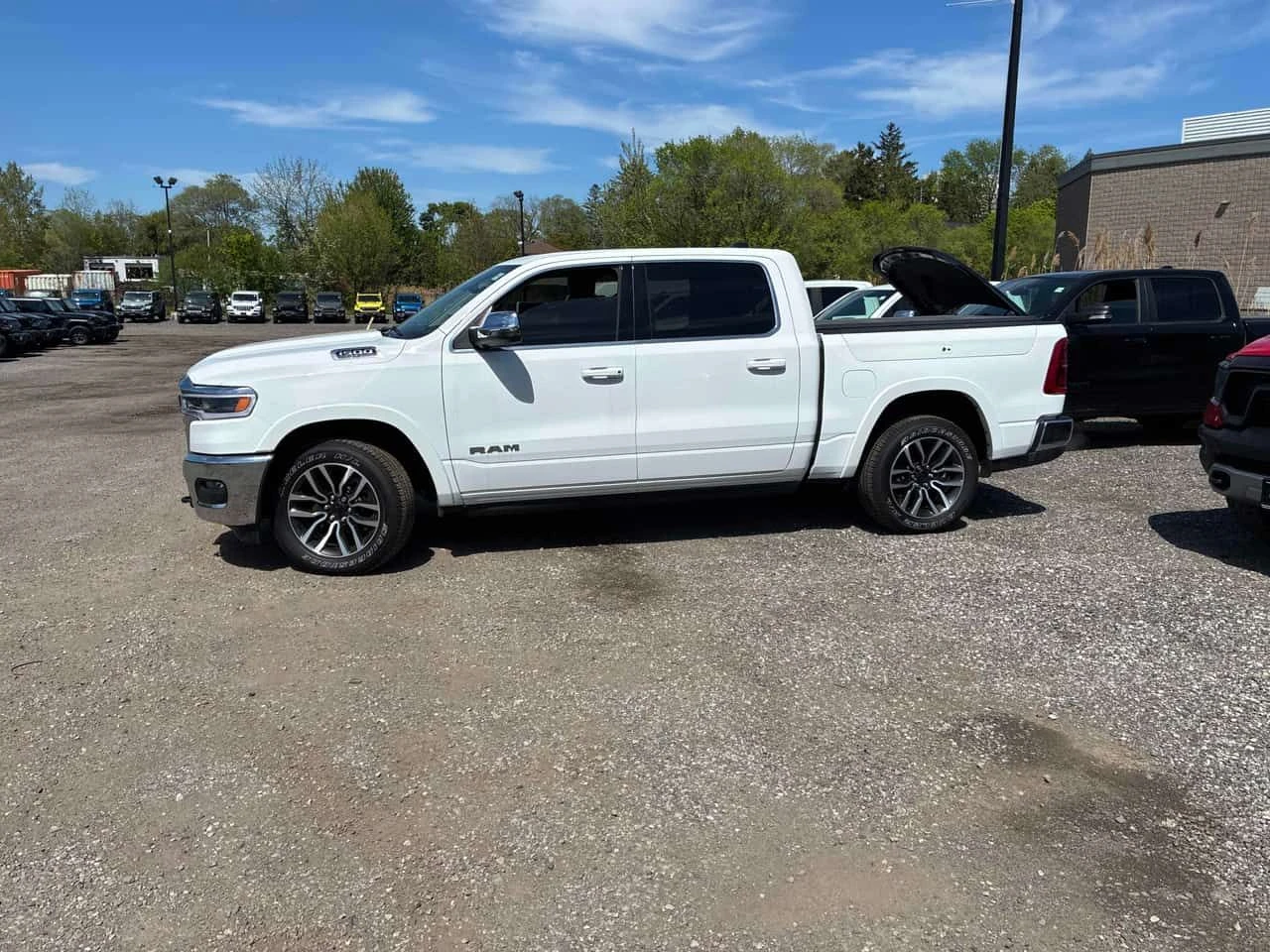 Dodge RAM 1500 * Limited Longhorn * ДИСТРОНИК * 360 * PANO, снимка 2 - Автомобили и джипове - 54642465