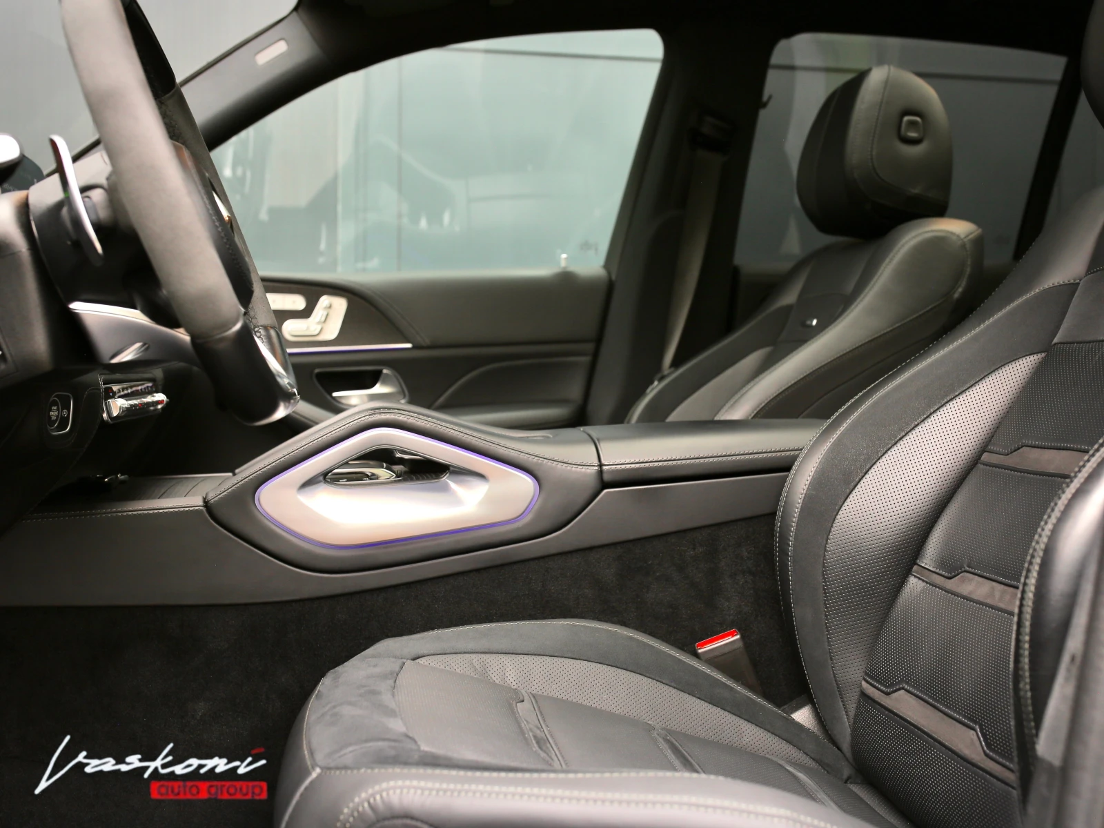 Mercedes-Benz GLE 63 S AMG V8 EQ Boost 4MATIC+ , снимка 10 - Автомобили и джипове - 54642137