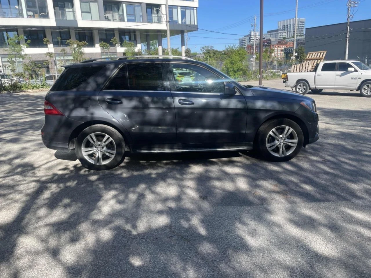 Mercedes-Benz ML 350 AMG-pkg| Harman/Kardon| 360| Keyless, снимка 5 - Автомобили и джипове - 54749897