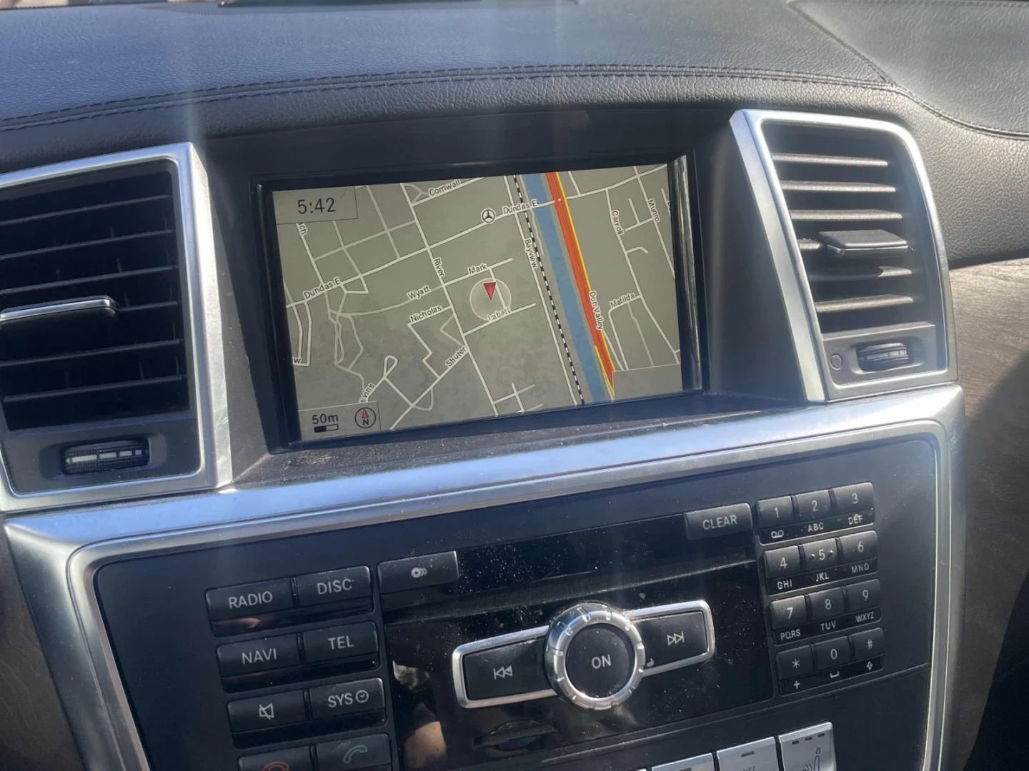 Mercedes-Benz ML 350 AMG-pkg| Harman/Kardon| 360| Keyless, снимка 8 - Автомобили и джипове - 54749897