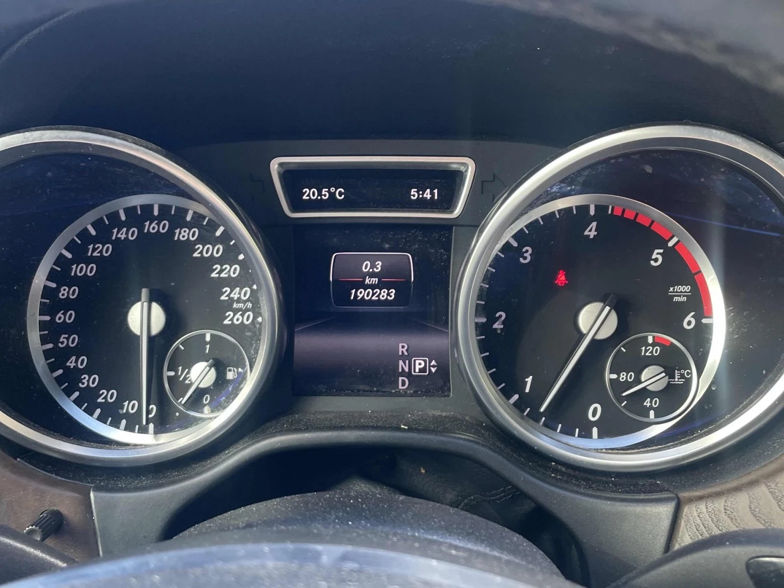 Mercedes-Benz ML 350 AMG-pkg| Harman/Kardon| 360| Keyless, снимка 7 - Автомобили и джипове - 54749897